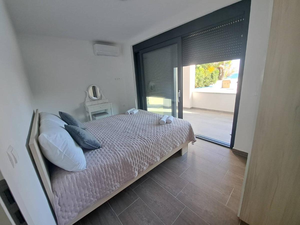 Villa Leptiric Vir Esterno foto