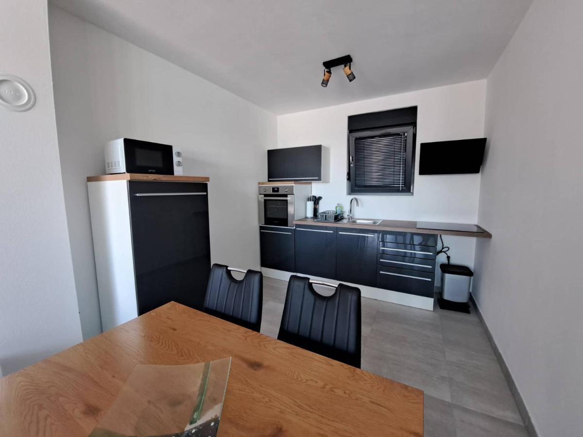 Villa Leptiric Vir Esterno foto