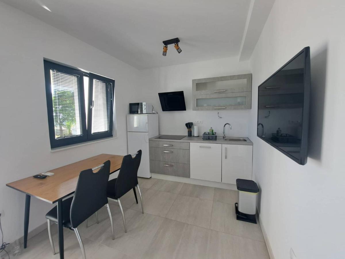 Villa Leptiric Vir Esterno foto